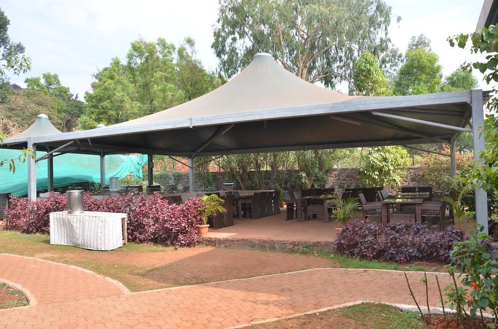 Aveda Blue Country Resort Panchgani Exterior foto